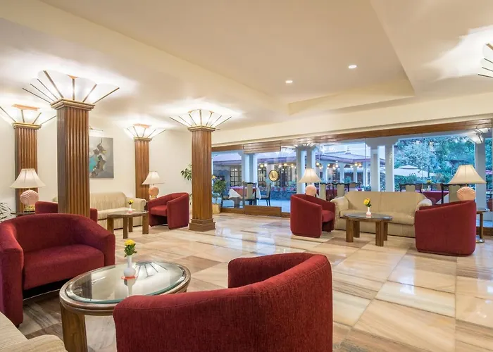 Hotel The Malla - Thamel, 2 Km To Swayambhunath Temple