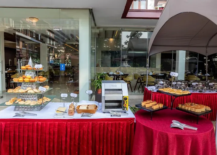 Hotel The Malla - Thamel, 2 Km To Swayambhunath Temple 5*